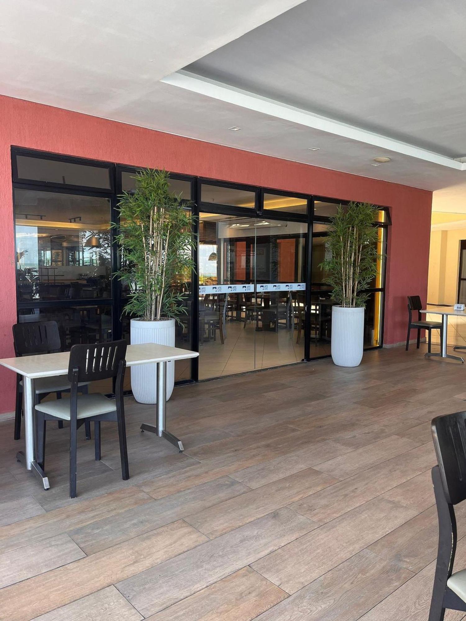 O Da Beira Mar De Fortaleza (Ceara)